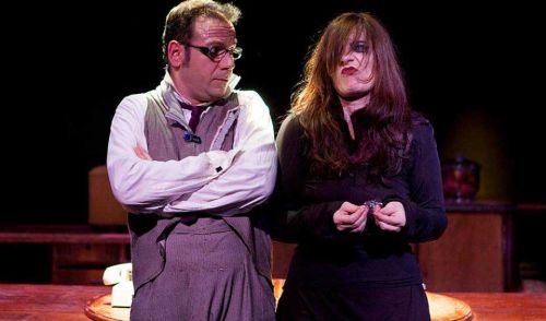 Το Μαγαζάκι των Αυτοκτονιών